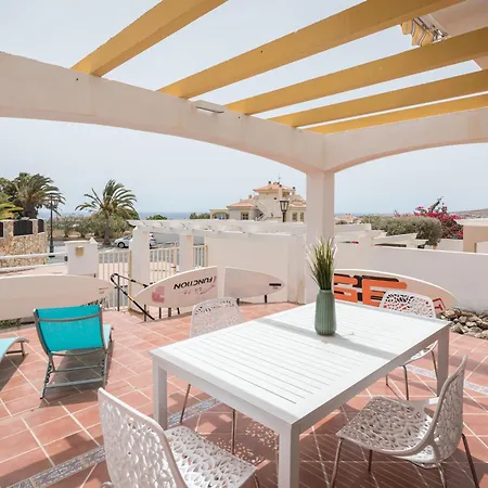 펜션 Home2book Serenity Retreat With Terrace